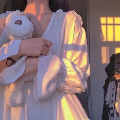 离婚后，陆总舔狗上身帮我提鞋